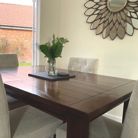 Ashford Holiday Home Sleeps 6 Free Parking Wifi Willesborough Εξωτερικό φωτογραφία