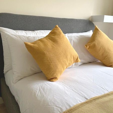 Ashford Holiday Home Sleeps 6 Free Parking Wifi Willesborough Εξωτερικό φωτογραφία